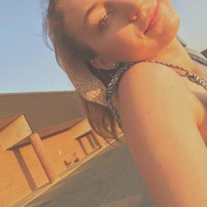 Meet your Posher, Lauryn